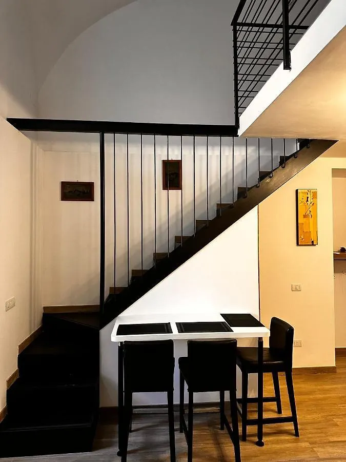 Dimora Elenu Apartment Naples Italy